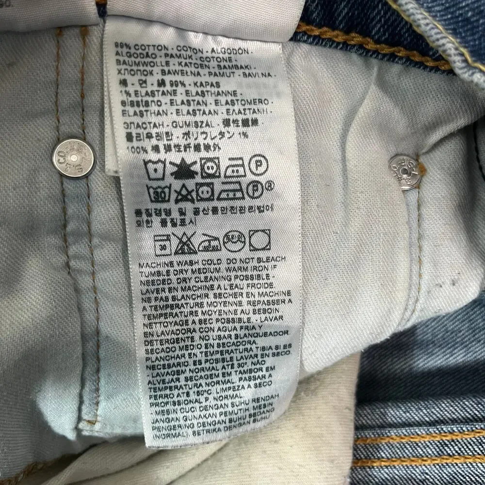 Levis levi 559
